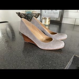 Naturalizer wedge brand new
